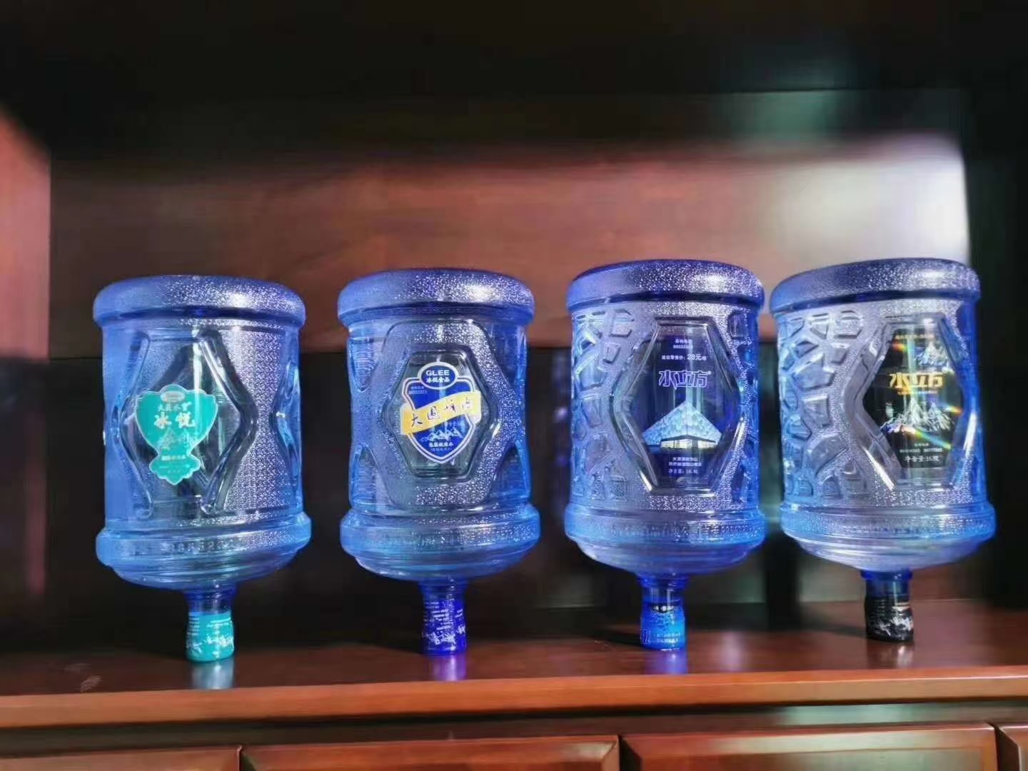 長(zhǎng)沙市壹加壹桶裝水配送中心 - 長(zhǎng)沙市桶裝水站